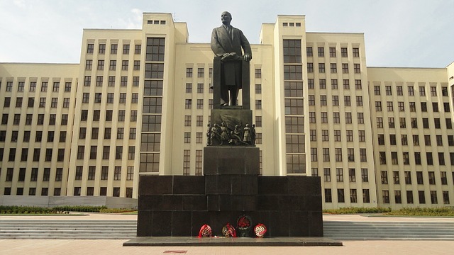 Nepostradatelná socha Lenina