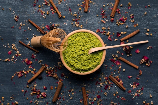 snímek kratomu